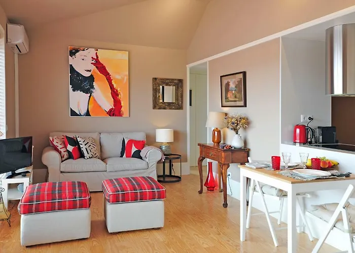 Aaa - Almada Aliados Oporto